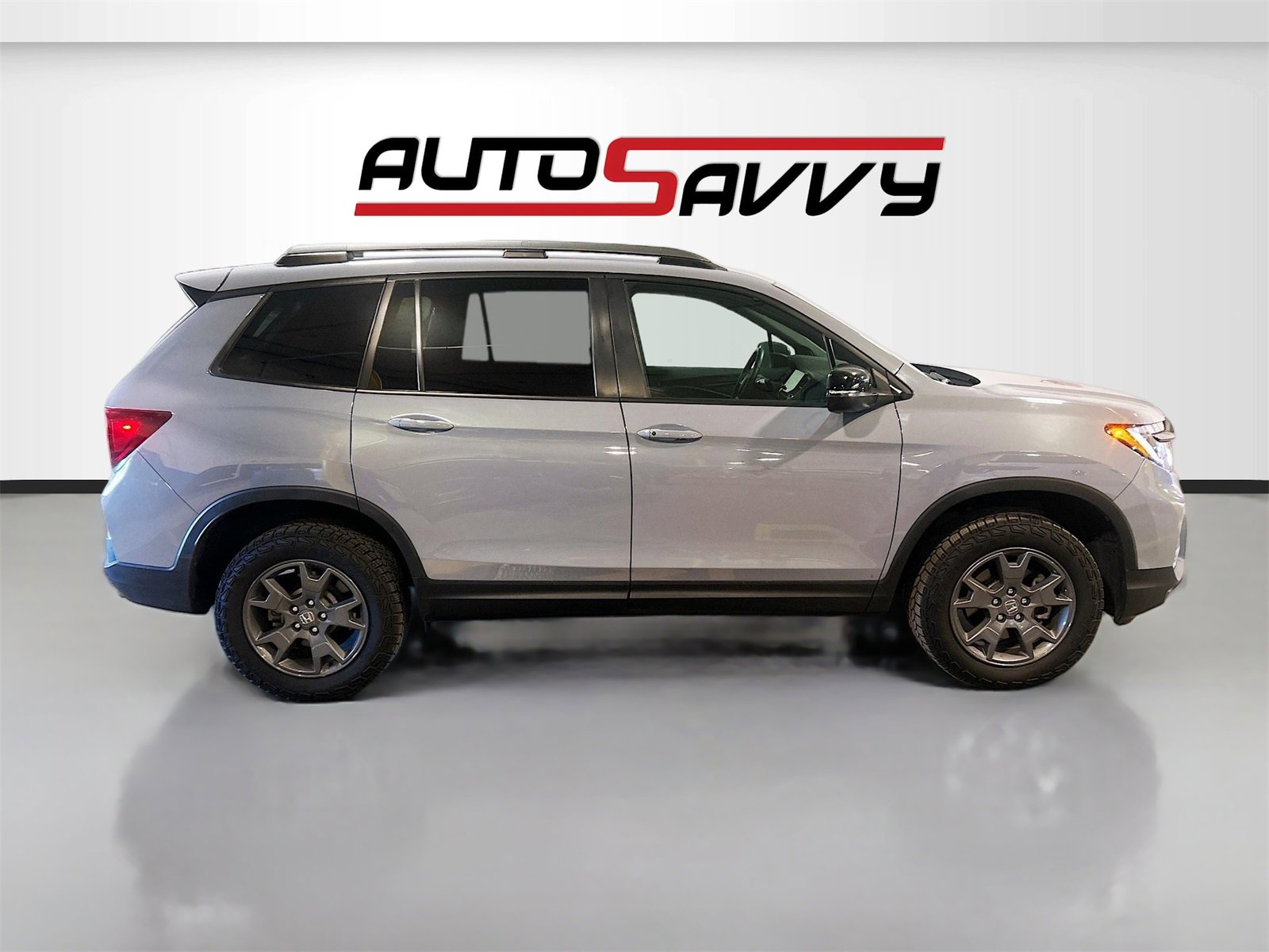 Used 2025 Honda Passport TrailSport image 8