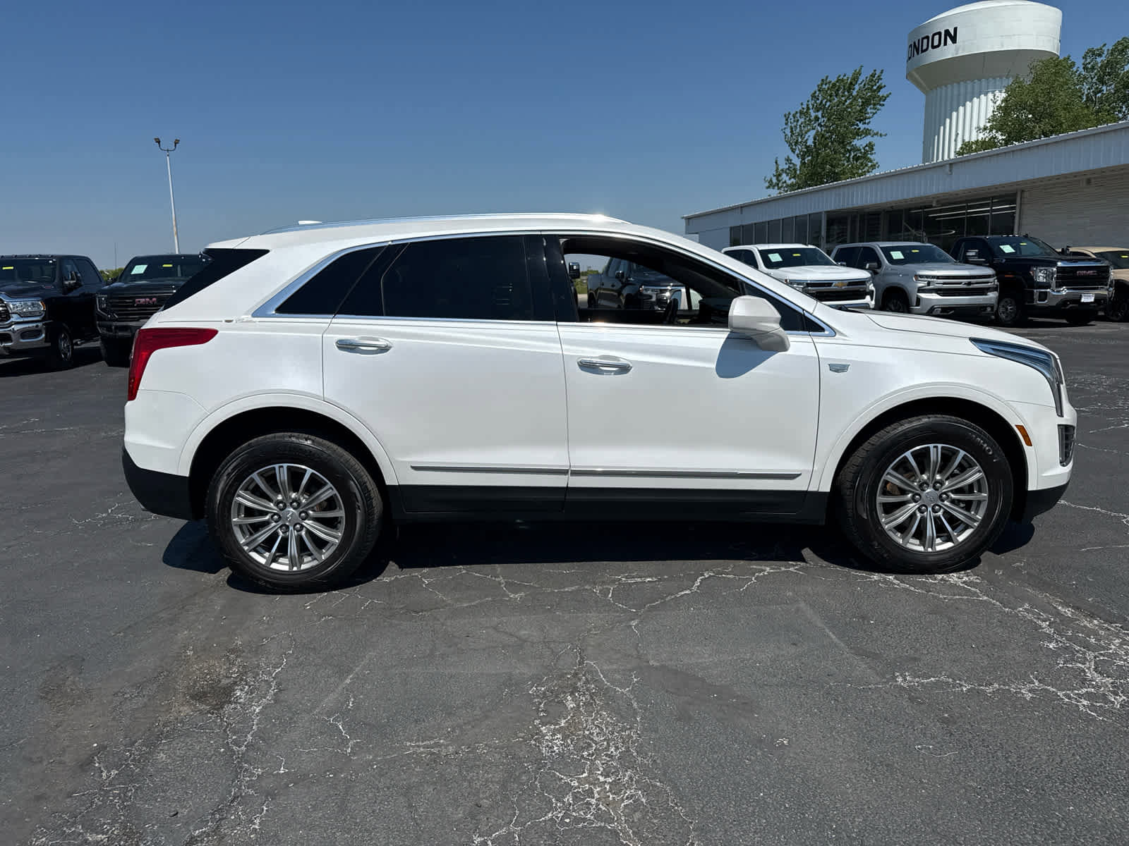 Certified 2019 Cadillac XT5 Luxury AWD/4WD image 6