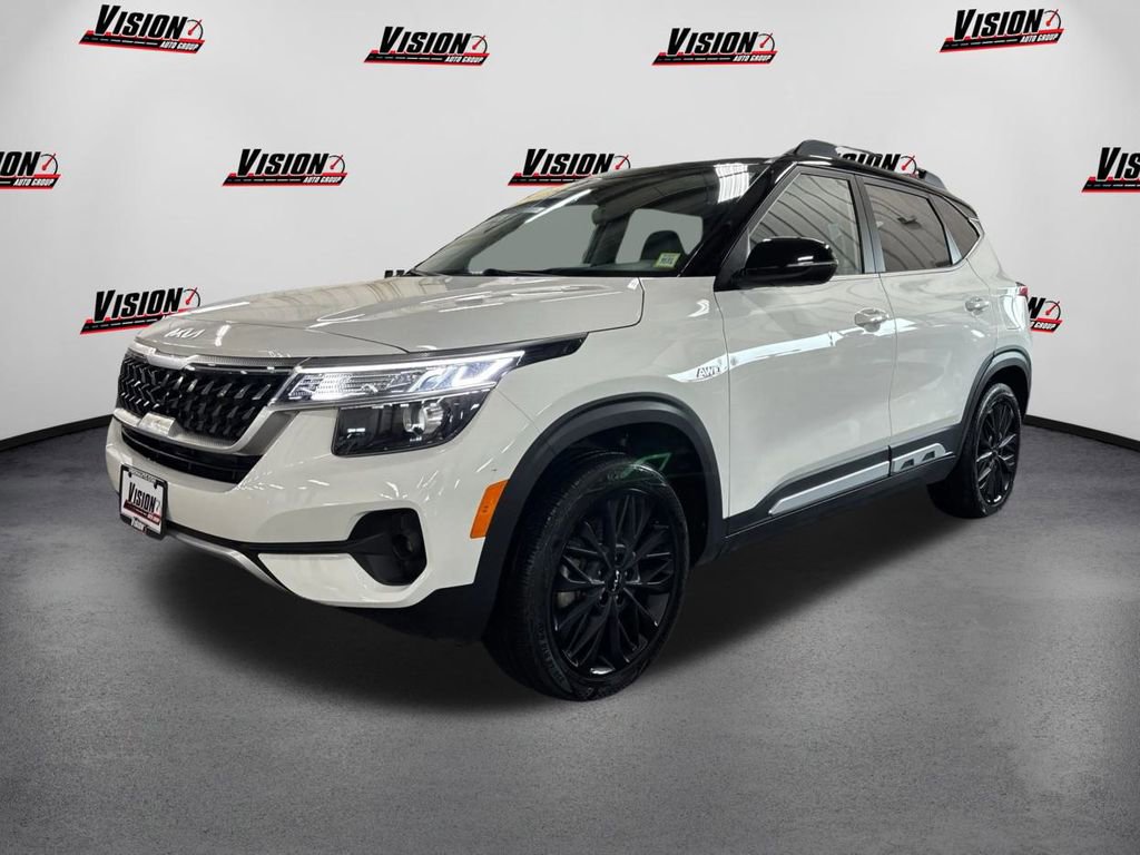 Certified 2023 Kia Seltos Nightfall Edition image 1