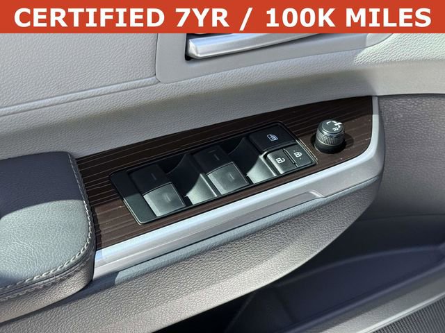 Used 2023 Toyota Sienna XLE image 14