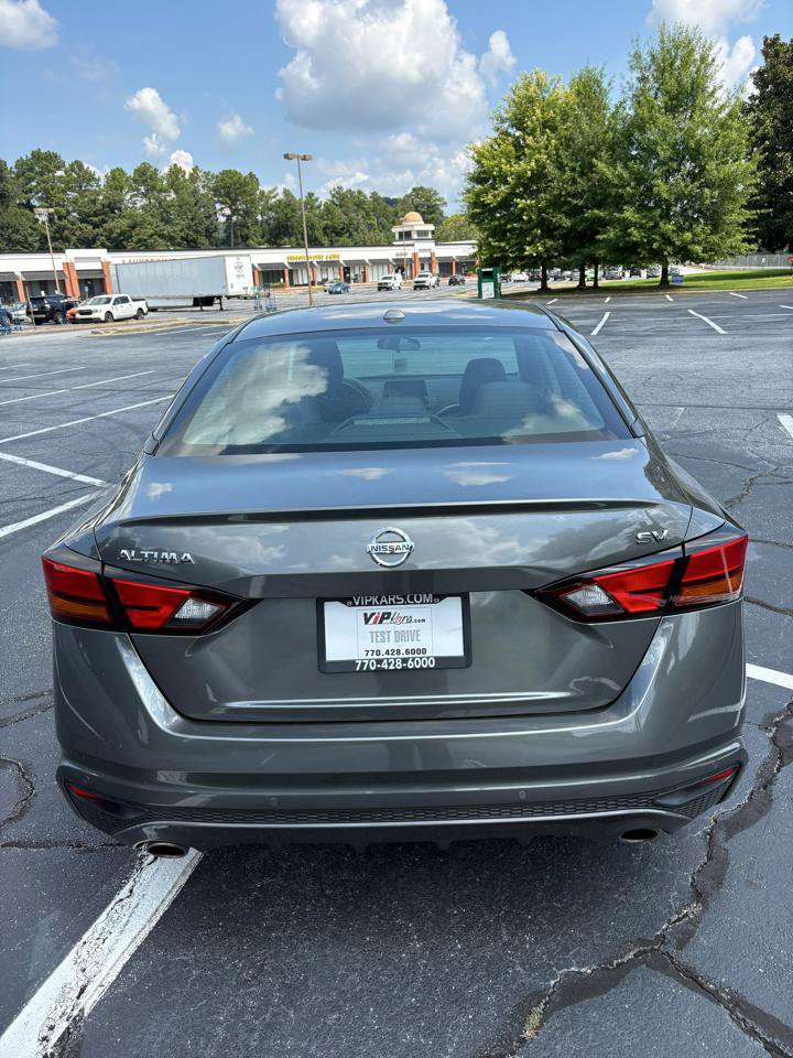 Used 2022 Nissan Altima 2.5 SV w/ SV Premium Package FWD image 6