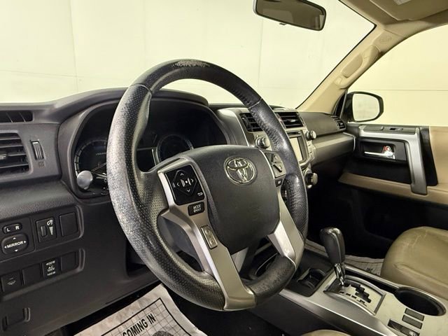 Used 2016 Toyota 4Runner SR5 image 11