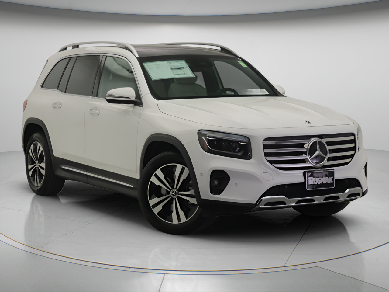 New 2026 Mercedes-Benz GLB 250