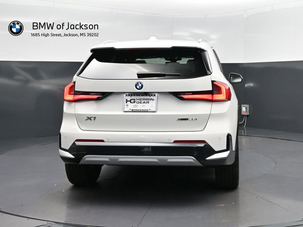 New 2026 BMW X1 xDrive28i w/ Convenience Package AWD/4WD image 6