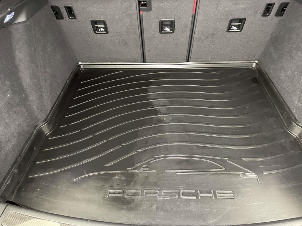 Certified 2022 Porsche Macan GTS image 20