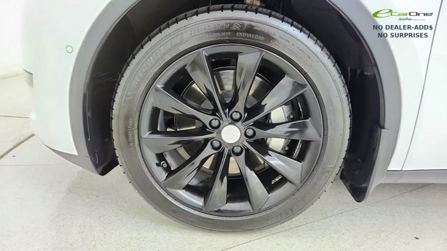 Used 2022 Tesla Model Y Long Range AWD/4WD image 56