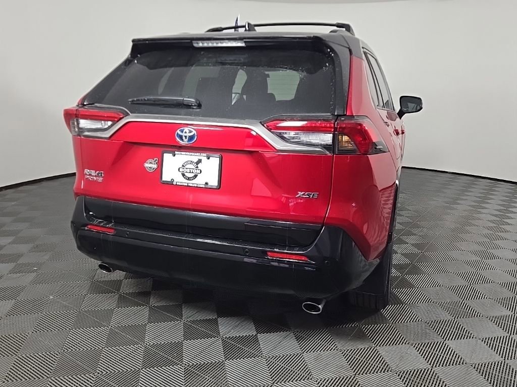 Used 2024 Toyota RAV4 XSE w/ Premium Package image 6