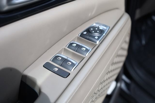 Certified 2025 Kia Carnival image 15