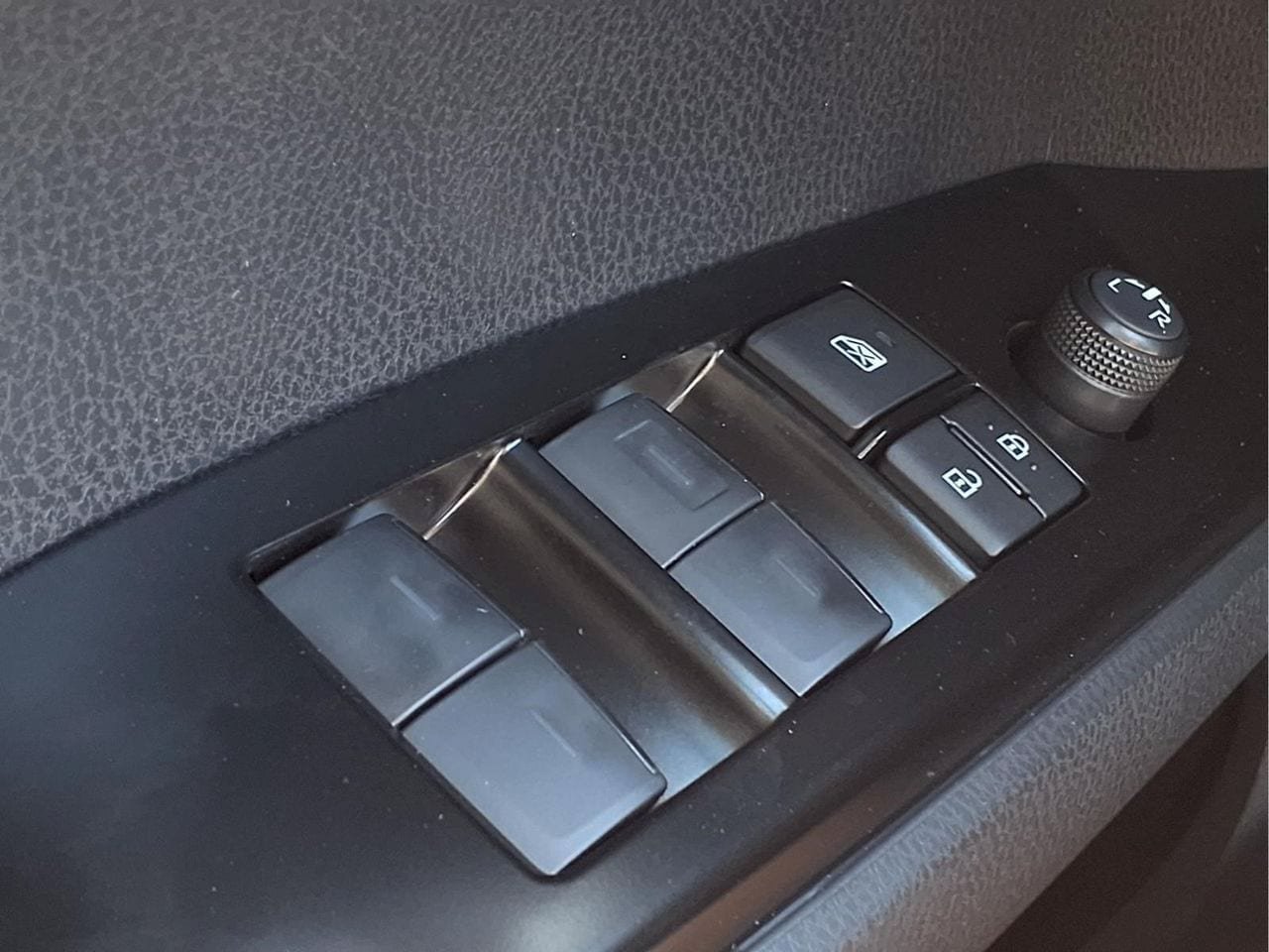 Used 2026 Toyota Camry LE FWD image 26