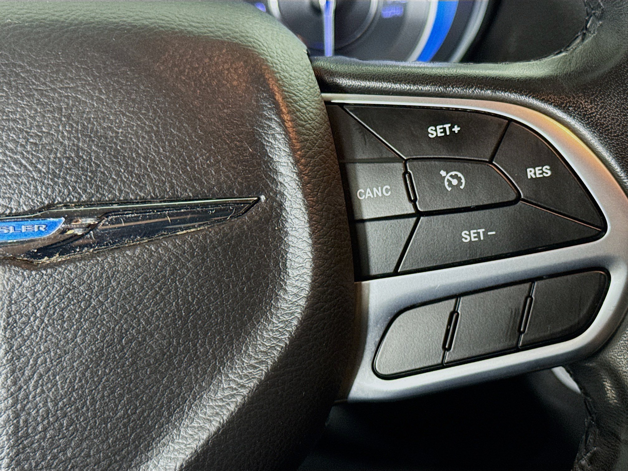 Used 2019 Chrysler 300 Touring w/ Sport Appearance Package RWD image 13