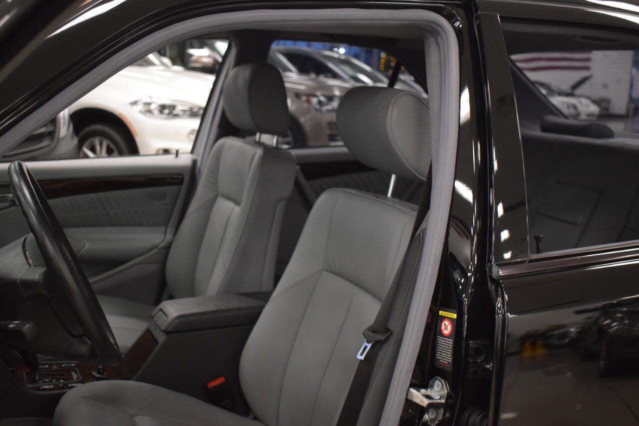 Used 2000 Mercedes-Benz C 230 image 63