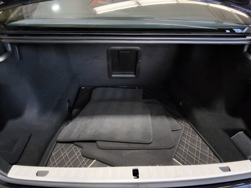 Used 2022 BMW 740i xDrive w/ M Sport Package AWD/4WD image 9