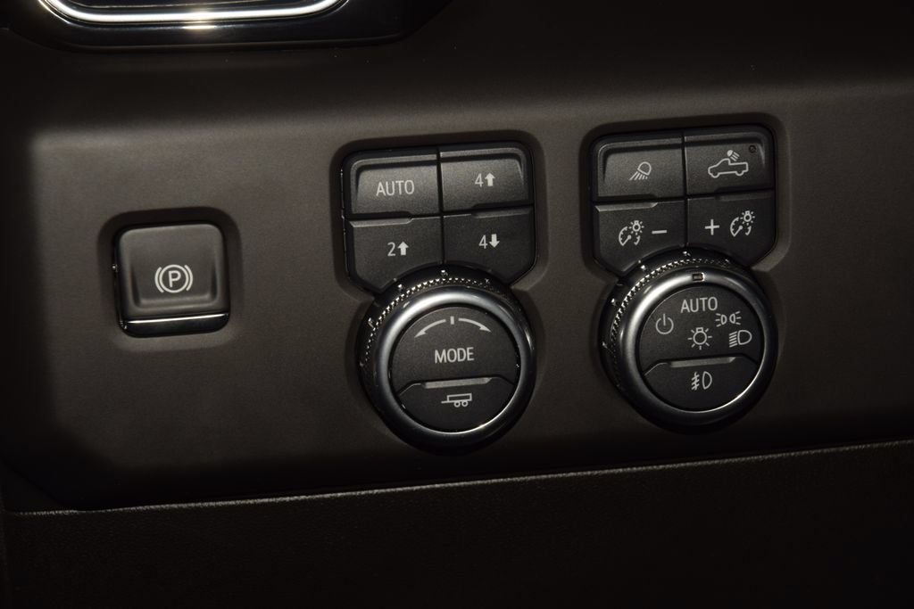 Used 2025 GMC Sierra 2500 Denali Ultimate AWD/4WD image 35