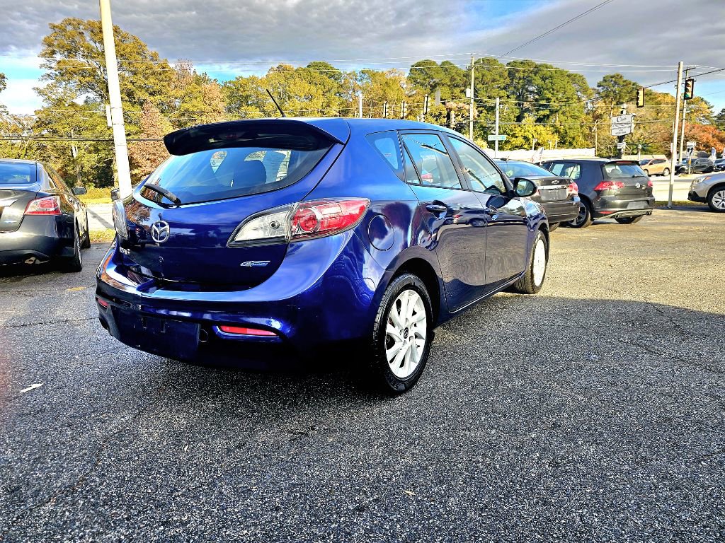 Used 2013 MAZDA MAZDA3 i Touring image 3