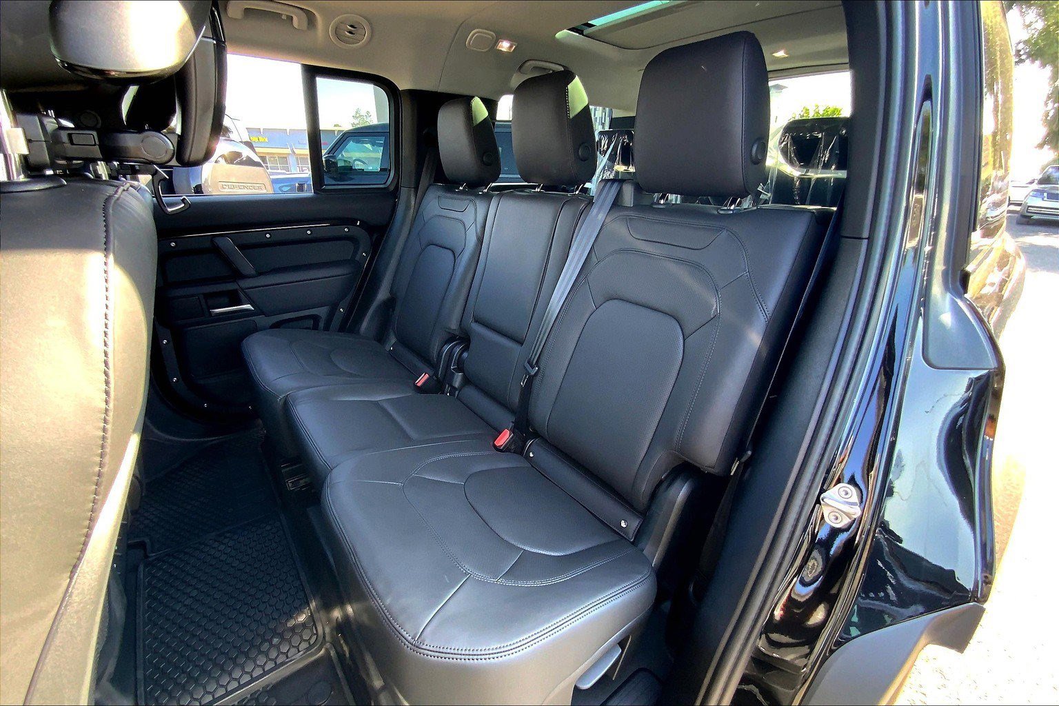 New 2025 Land Rover Defender 130 S image 11