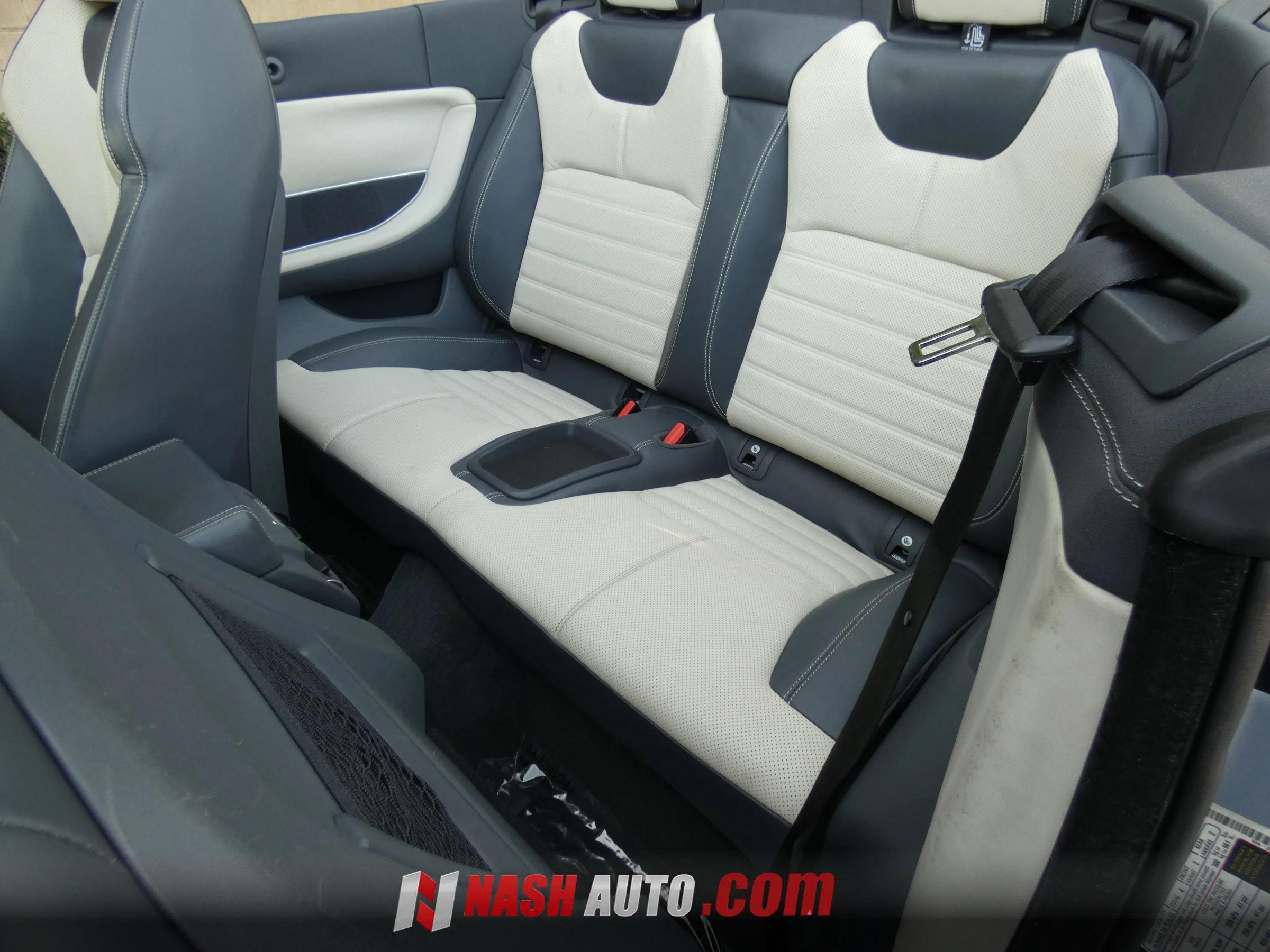 Used 2019 Land Rover Range Rover Evoque SE Dynamic AWD/4WD image 26