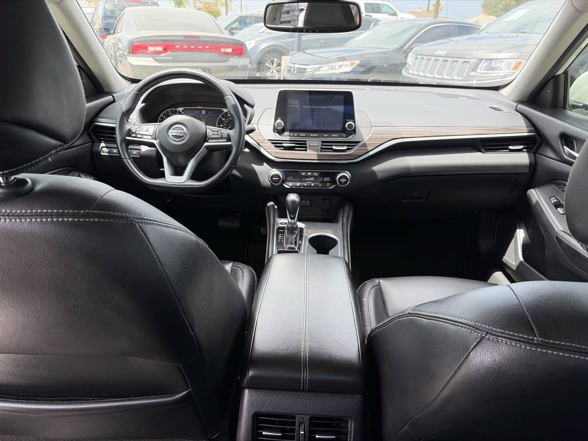 Used 2019 Nissan Altima 2.5 SL FWD image 17