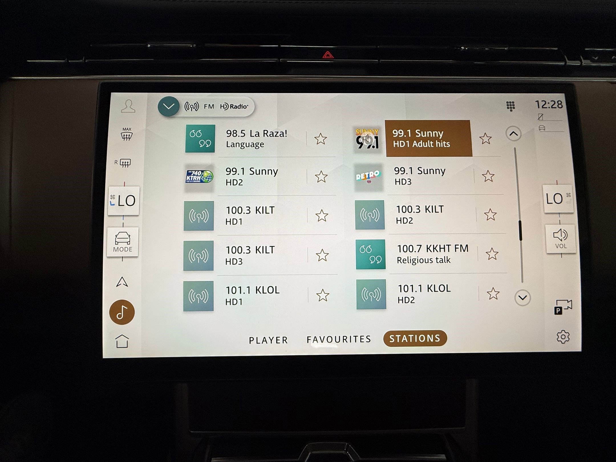 Used 2025 Land Rover Range Rover SE AWD/4WD image 26