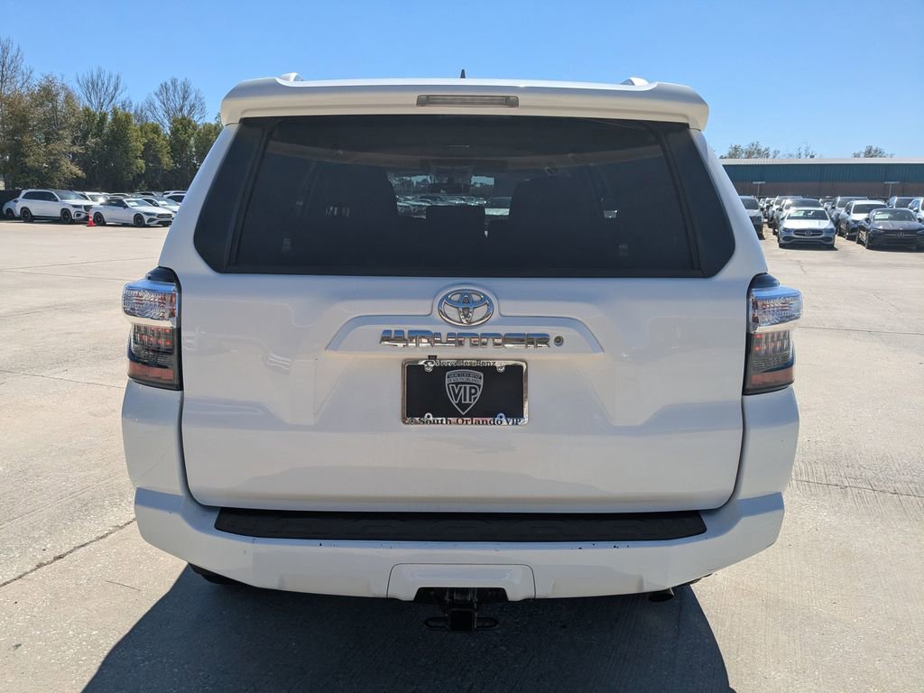 Used 2015 Toyota 4Runner SR5 image 16