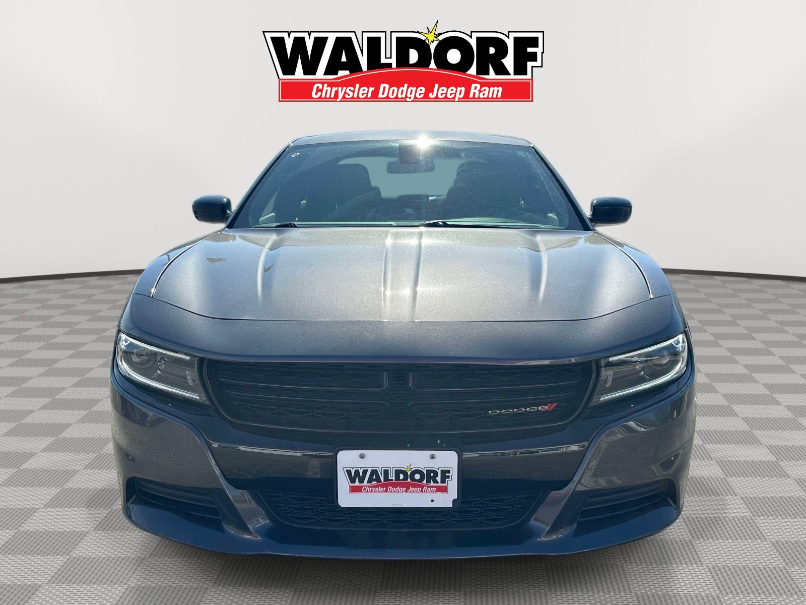 Used 2023 Dodge Charger SXT w/ Blacktop Package image 2