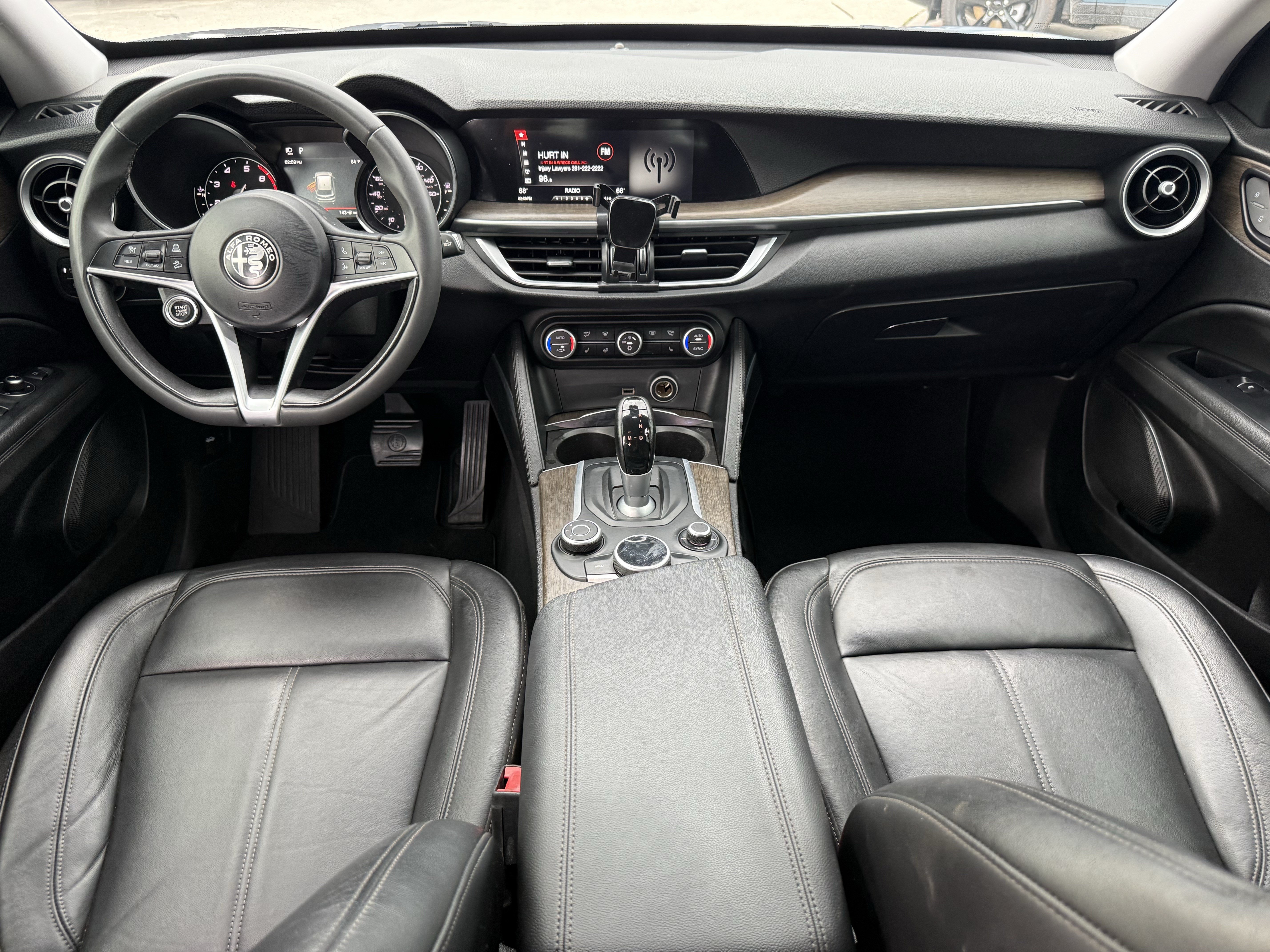 Used 2018 Alfa Romeo Stelvio Ti AWD/4WD image 13