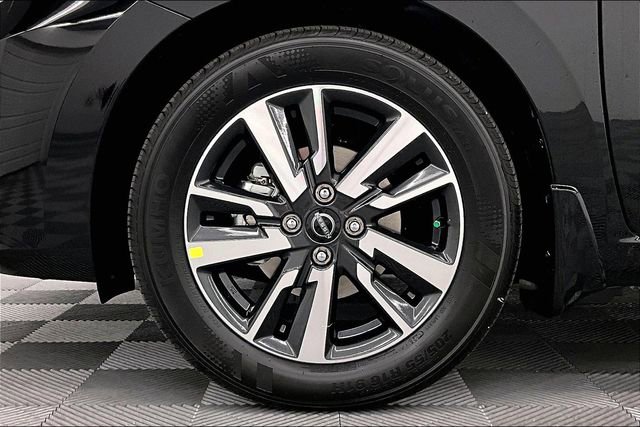 New 2025 Nissan Versa SV w/ Trunk Package image 12