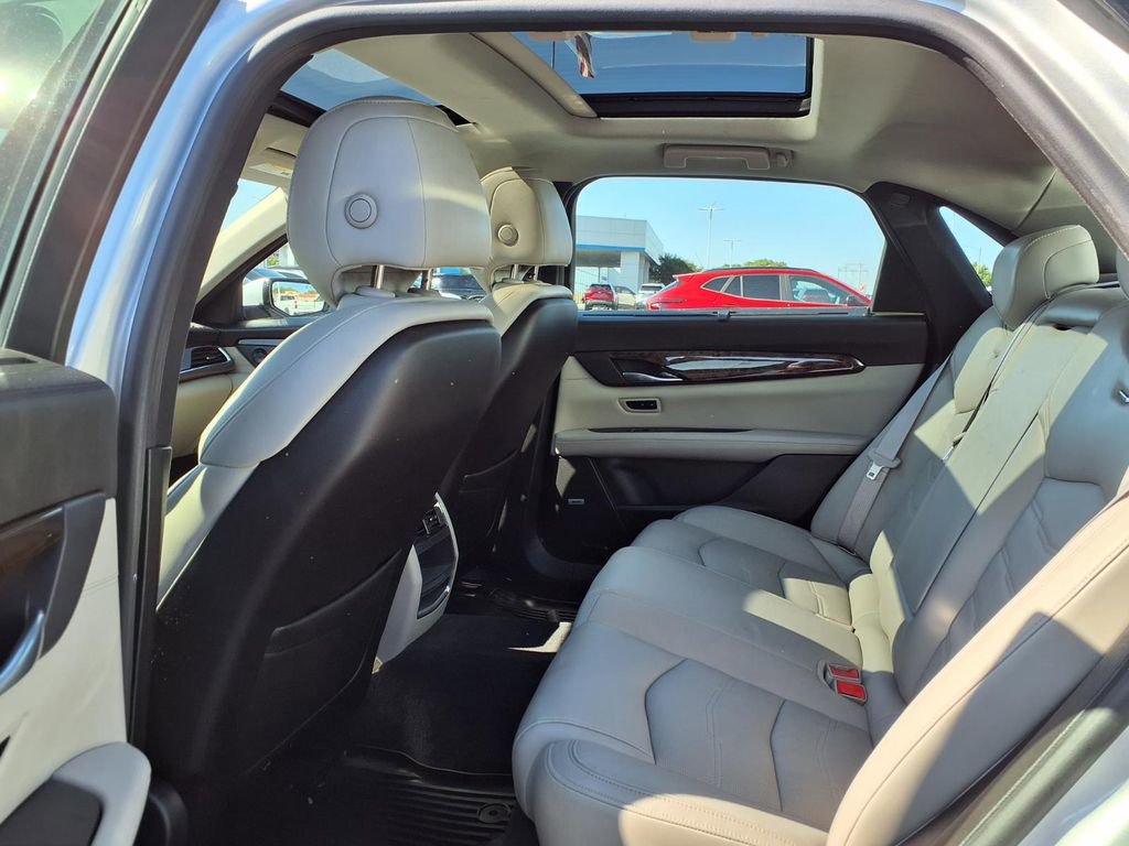Used 2018 Cadillac CT6 Luxury RWD image 24