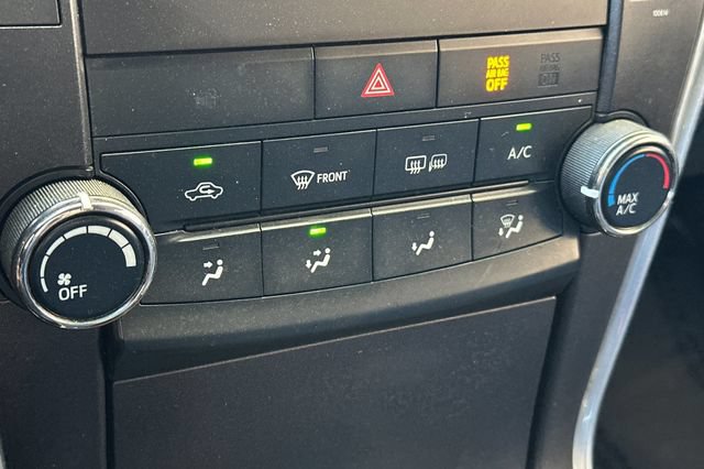 Used 2017 Toyota Camry SE FWD image 22