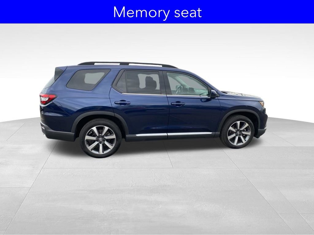Certified 2025 Honda Pilot Elite image 11