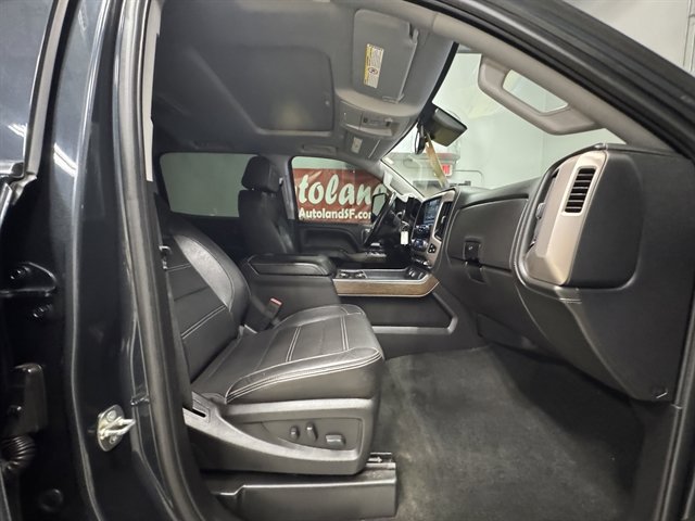 Used 2018 GMC Sierra 3500 Denali w/ Duramax Plus Package image 10