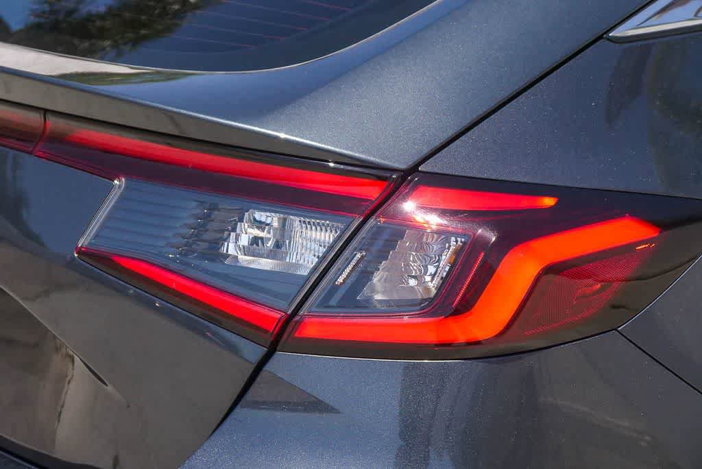 Used 2024 Honda Civic EX-L image 10