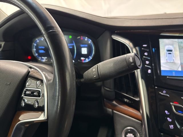 Used 2018 Cadillac Escalade Luxury RWD image 26