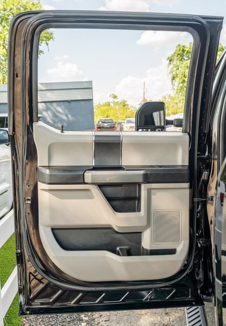 Used 2017 Ford F250 XLT w/ XLT Value Package AWD/4WD image 33