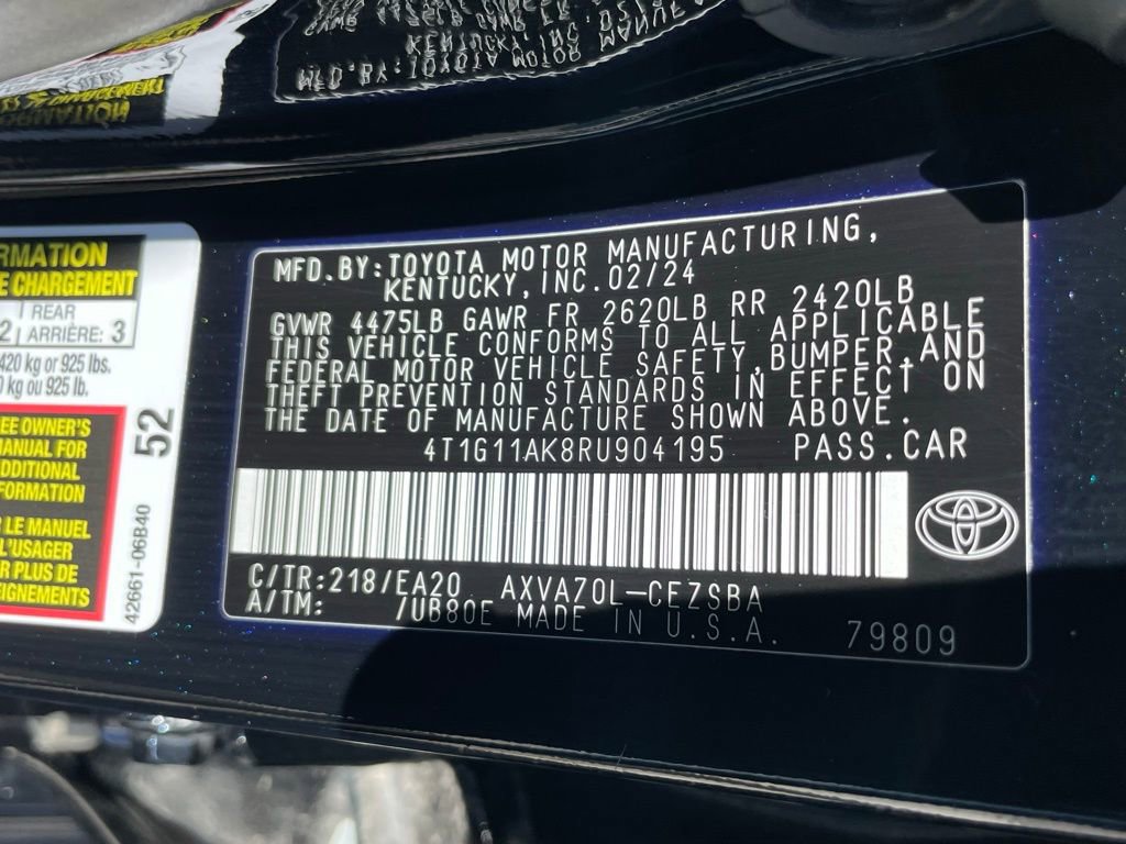 Used 2024 Toyota Camry SE image 33