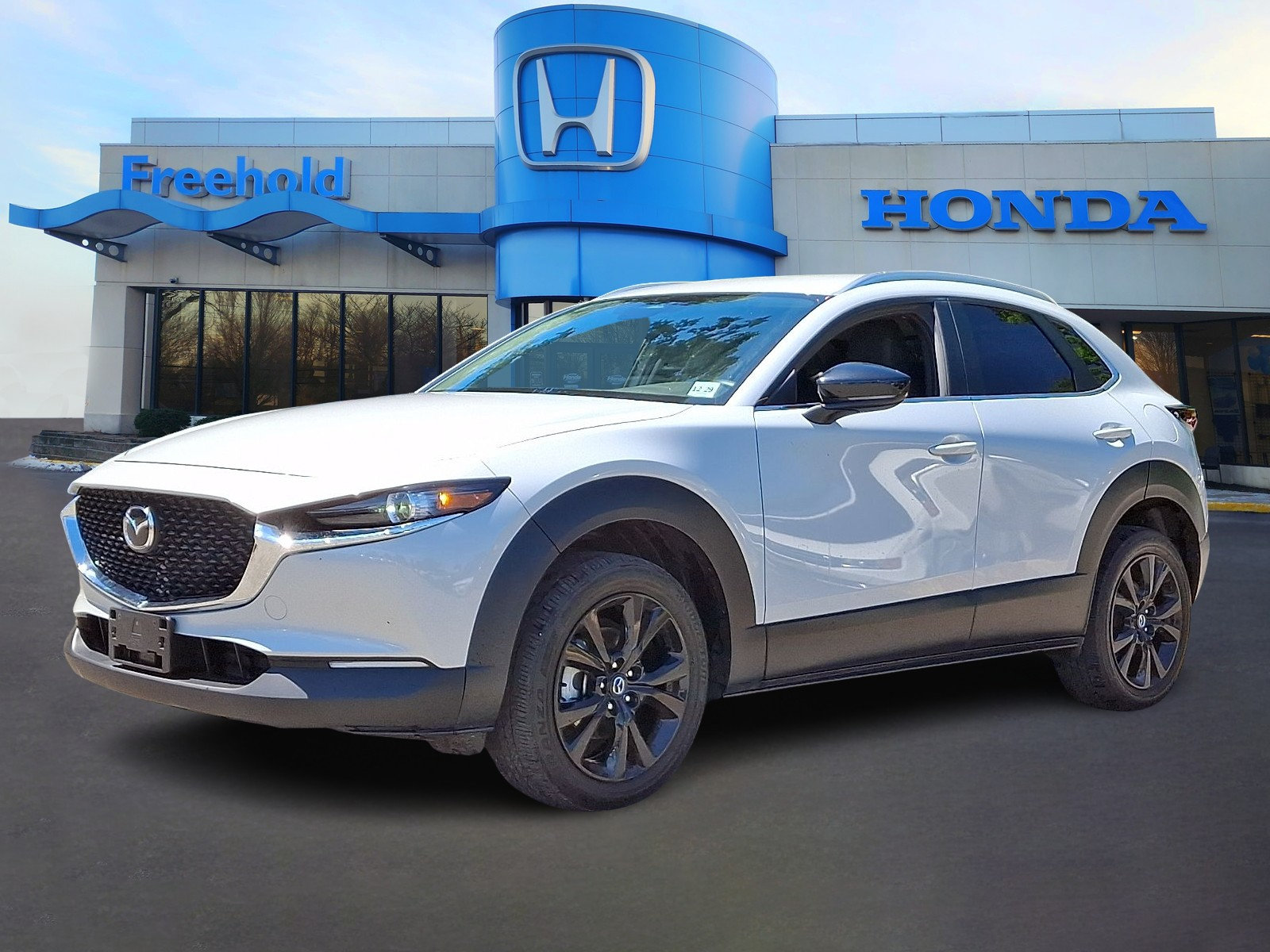 Used 2025 MAZDA CX-30 AWD 2.5 S w/ Select Sport Pkg image 3