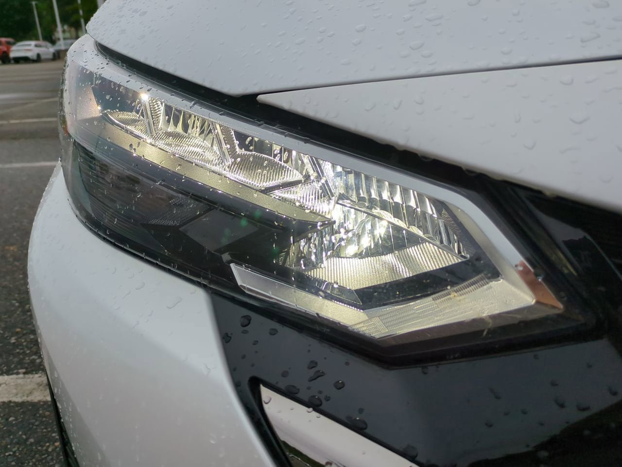 Used 2025 Nissan Sentra SR FWD image 10