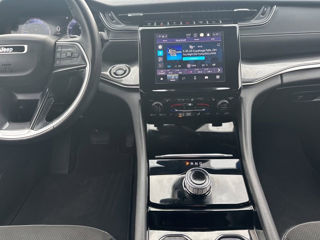 Used 2022 Jeep Grand Cherokee L Laredo image 20