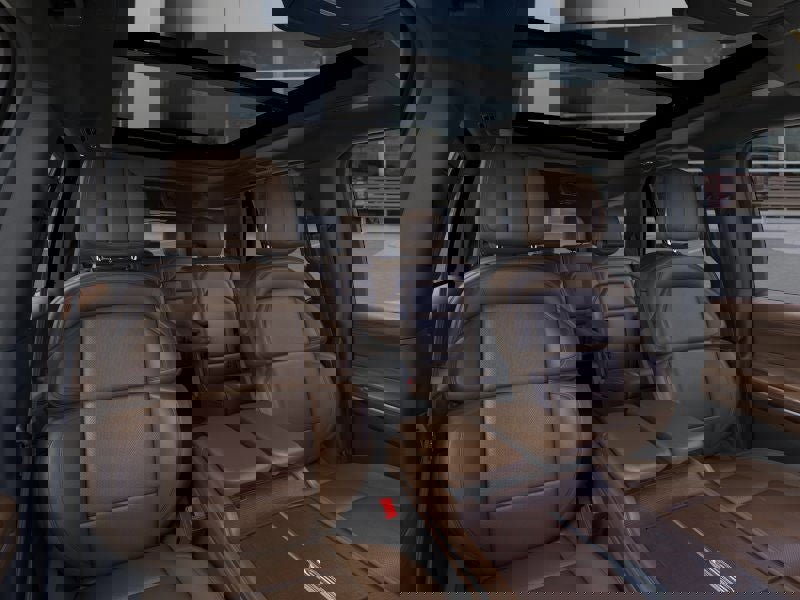 New 2025 Lincoln Navigator Reserve image 10