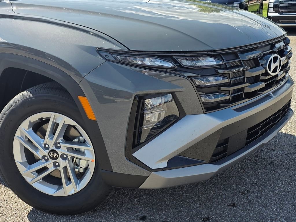 New 2026 Hyundai Tucson SE image 10