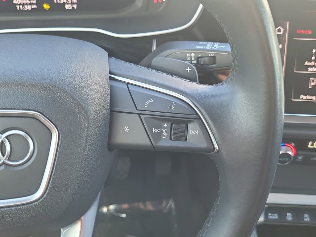 Used 2024 Audi Q3 2.0T Premium image 17