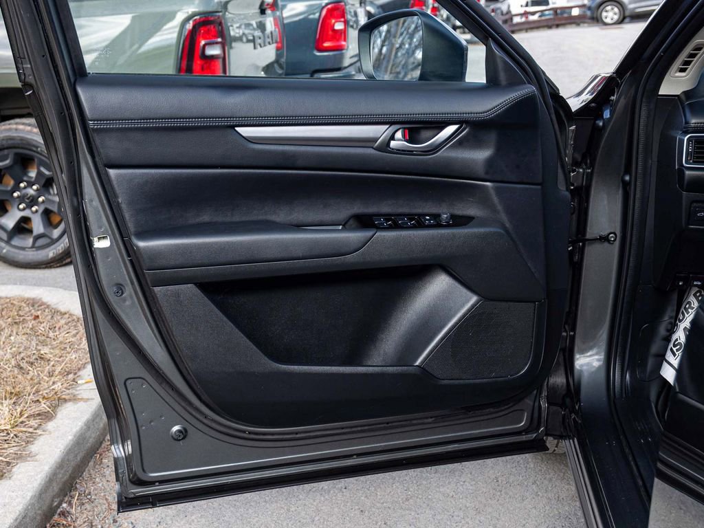 Used 2024 MAZDA CX-5 AWD 2.5 S w/ Preferred Package image 11