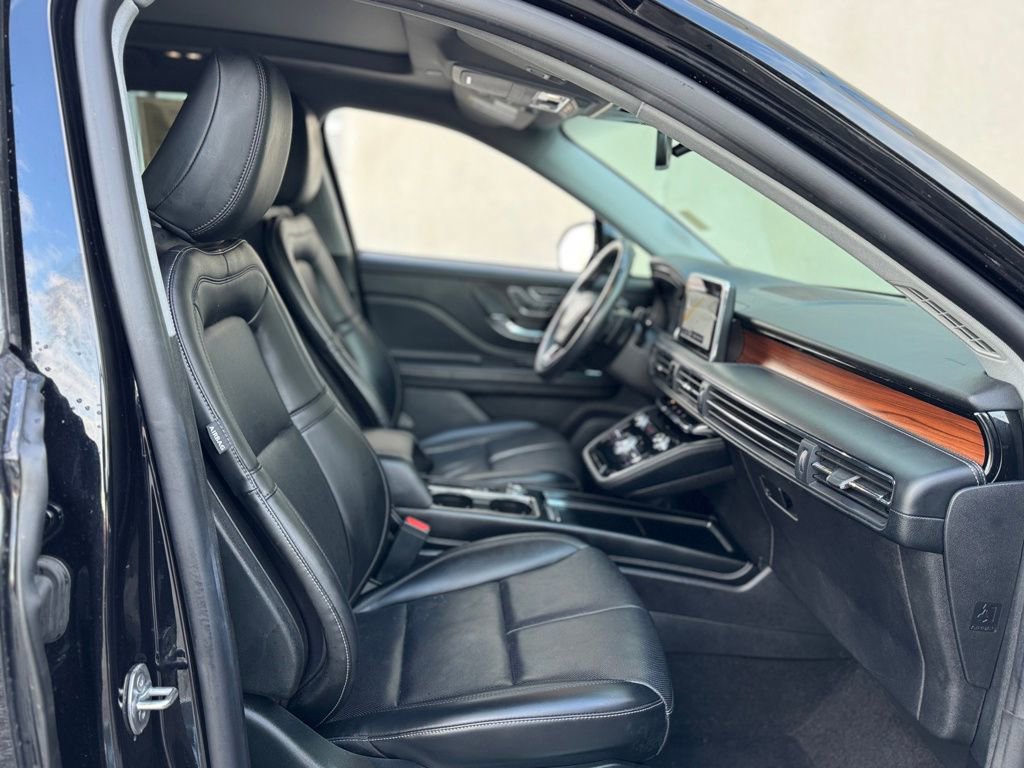 Used 2022 Lincoln Corsair Reserve w/ Elements Package image 28