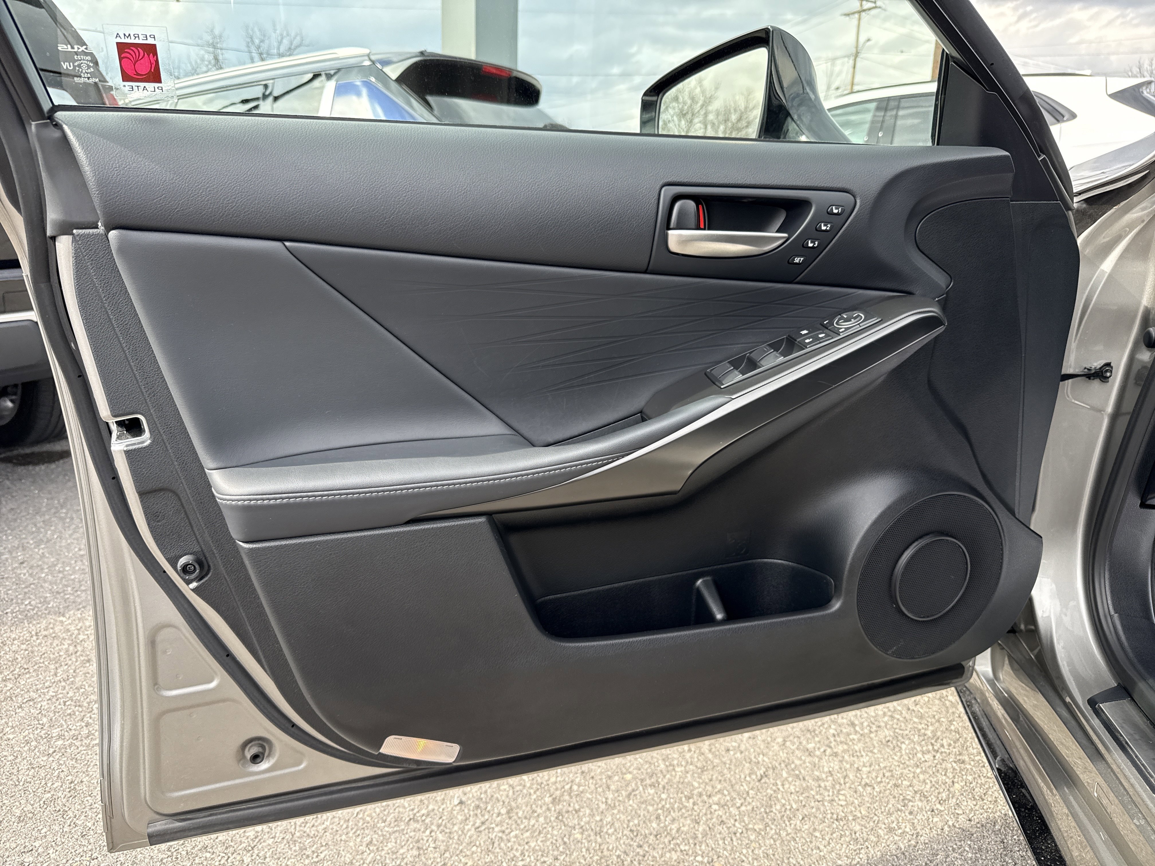 Used 2023 Lexus IS 350 F Sport image 30