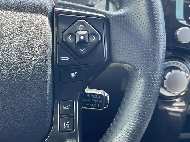 Used 2020 Toyota 4Runner TRD Off-Road Premium w/ Moonroof Package image 24
