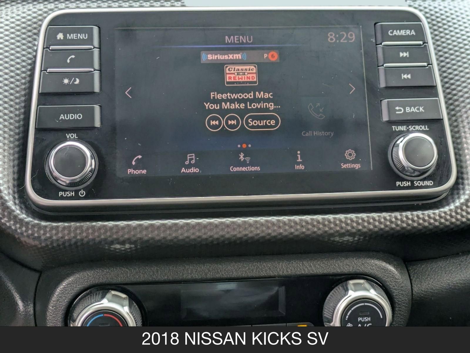 Used 2018 Nissan Kicks SV image 17