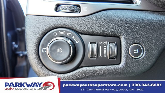 Used 2019 Jeep Cherokee Limited AWD/4WD image 28