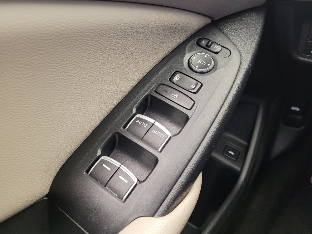 Used 2018 Honda Accord LX image 27