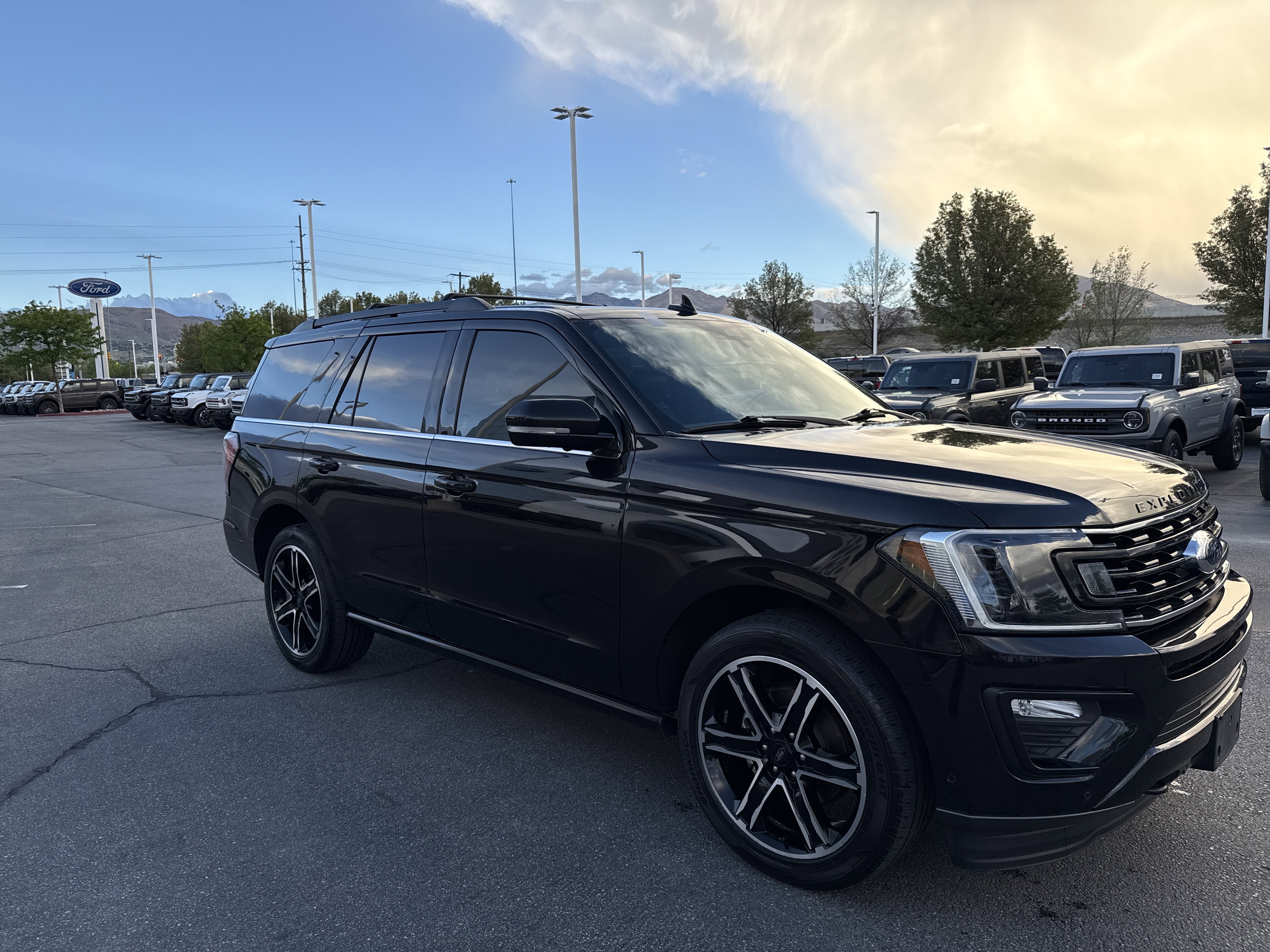 Certified 2020 Ford Expedition Limited w/ Equipment Group 303A AWD/4WD image 7