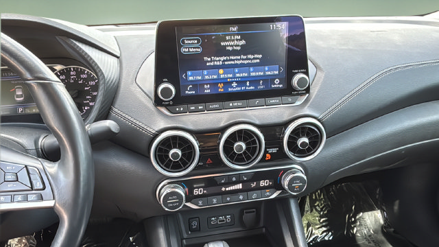 Used 2025 Nissan Sentra SV w/ All-Weather Package FWD image 25