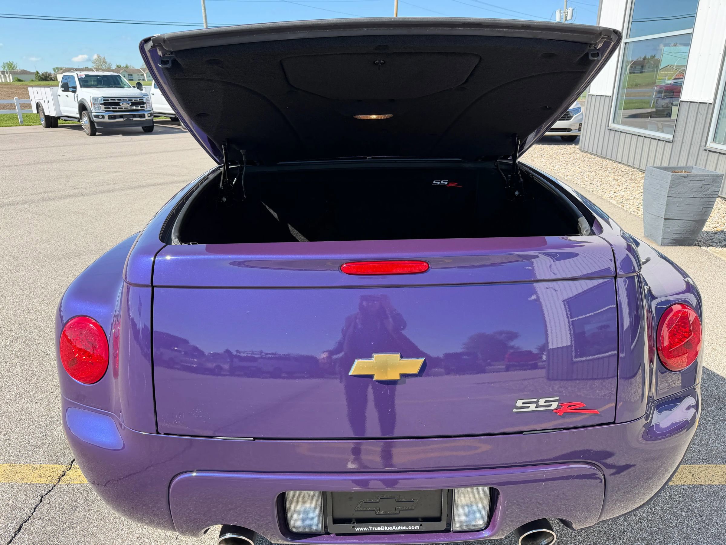 Used 2004 Chevrolet SSR w/ Preferred Equipment Group RWD image 22
